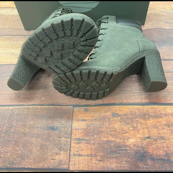 🆕 Timberland Women's Tillston Olive Nubuck Leather Boots A2BCE ( olive color) - Picture 5 of 5